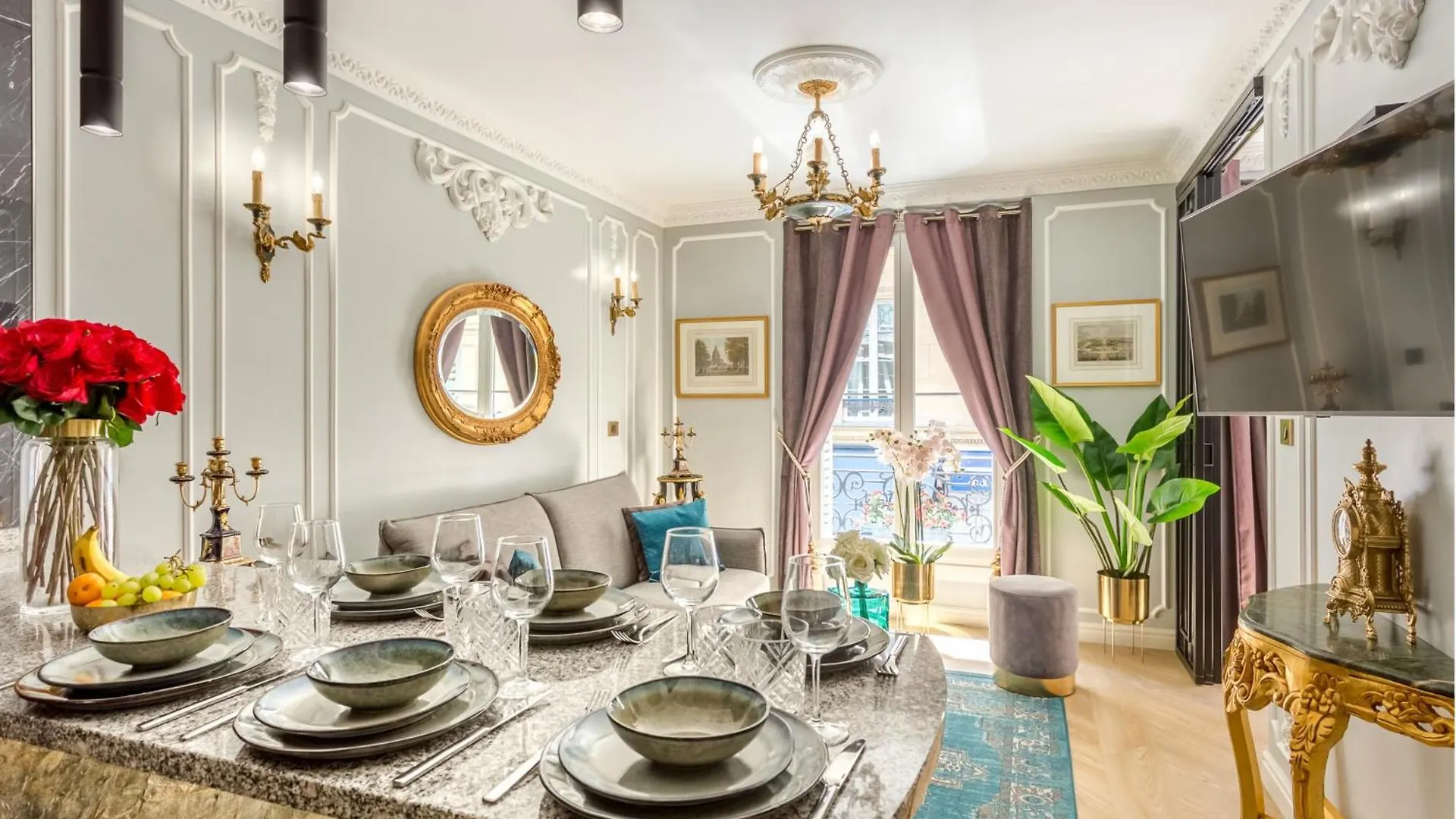 Merveil - Luxury Suite -Champs Elysees-Ponthieu II Paris Apartment