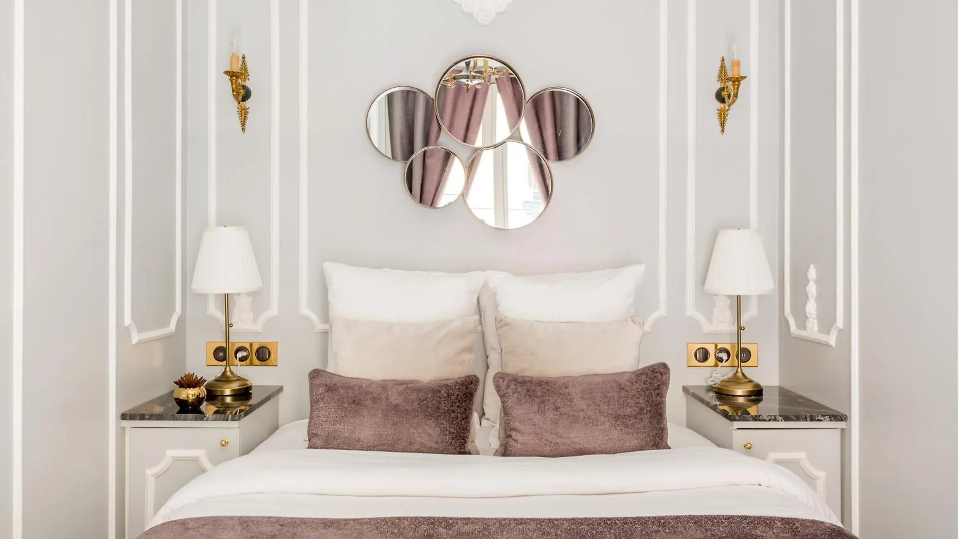 Merveil - Luxury Suite -Champs Elysees-Ponthieu II Paris