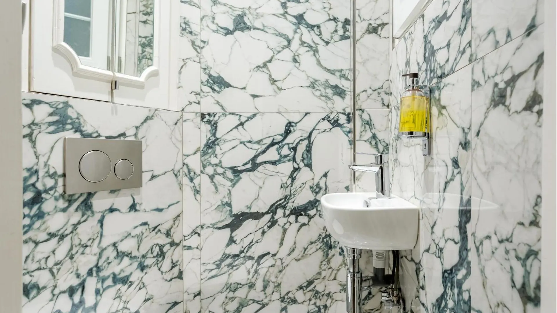 Merveil - Luxury Suite -Champs Elysees-Ponthieu II Paris 0*,  France